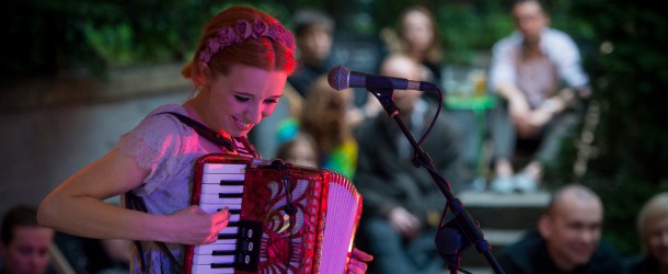ZUZANNA zagrała (w) Z innej beczki